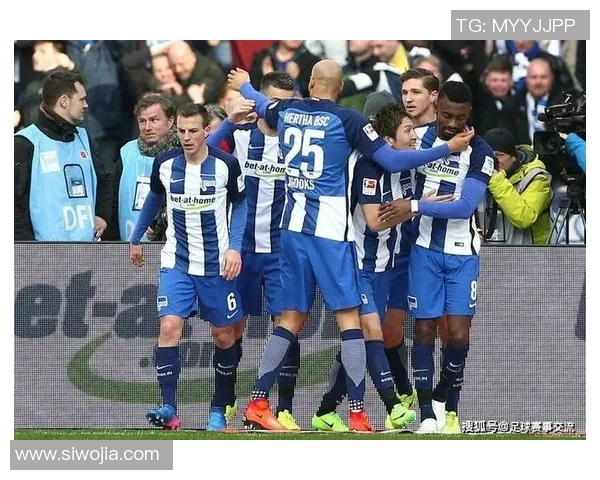 山口雷诺法在对阵横滨时的战术分析与比赛亮点探讨